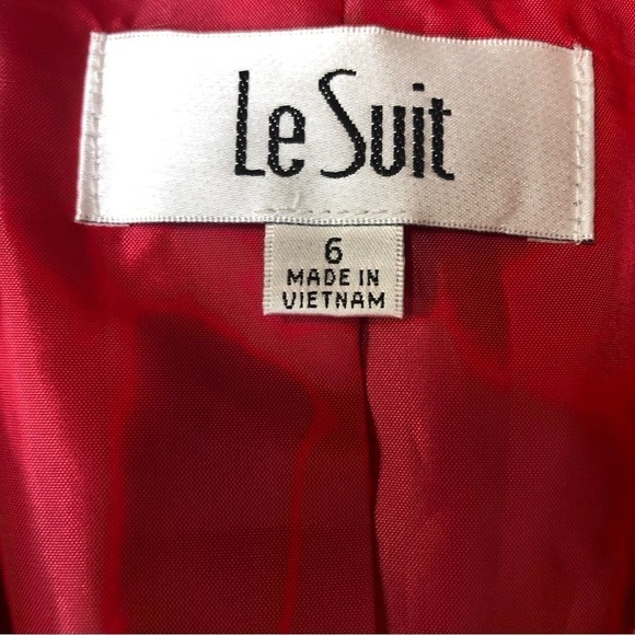 Le Suit Pink Blazer with Black Buttons Size 6 NWT - Picture 3 of 6